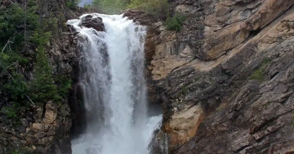 running-eagle-falls
