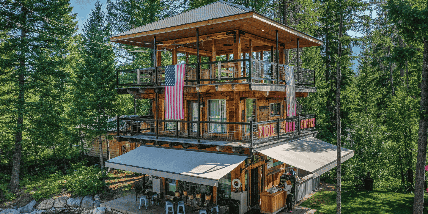 Lodging near Coarm, MT - Glacier Highline's tower Grill Studio