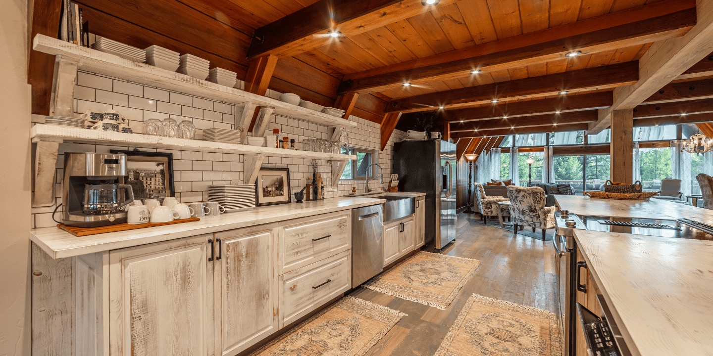 Beautiful kitchen in Hebron House - Vacation Rental Glacier National Park